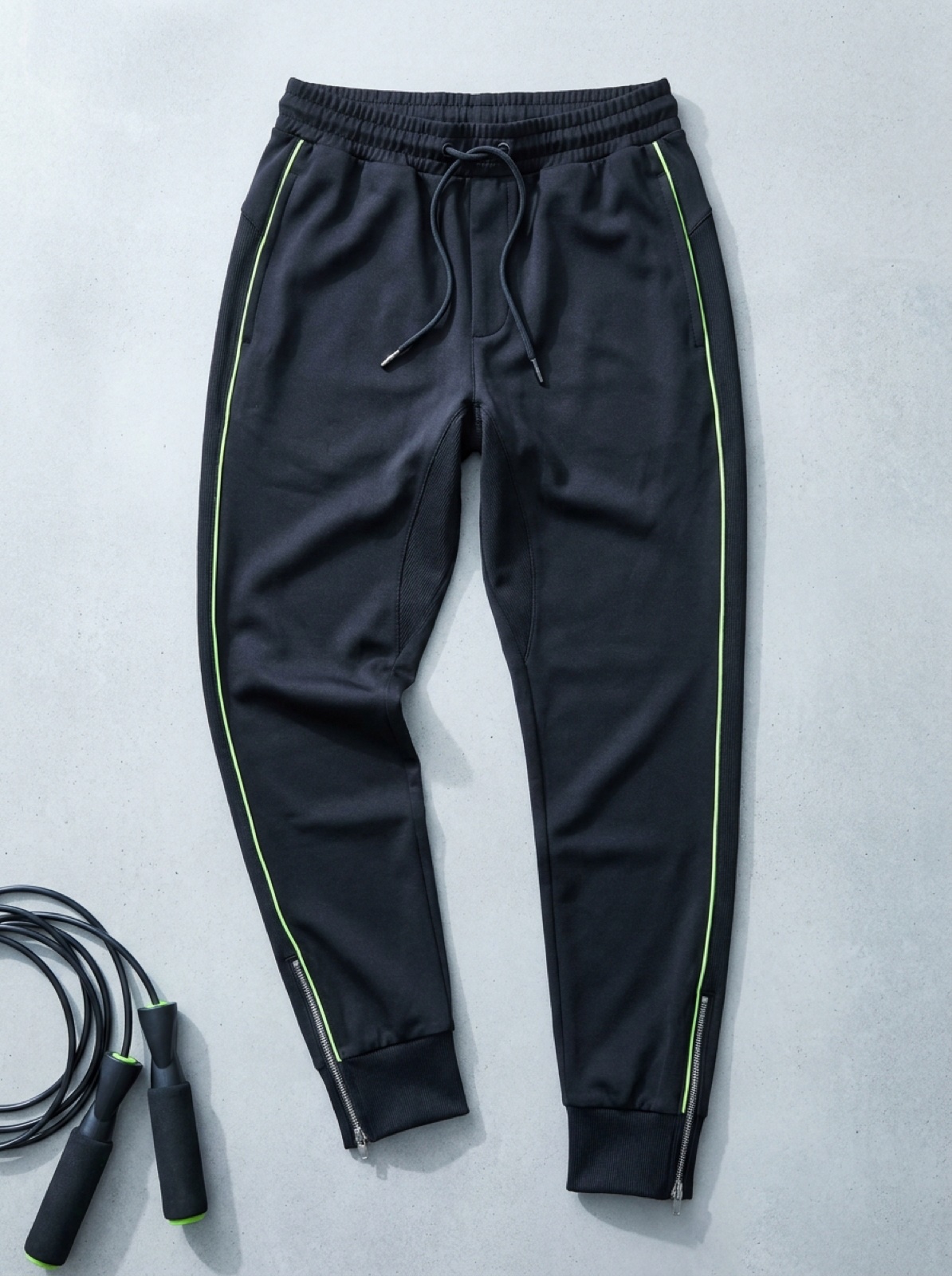 Momentum Track Pants